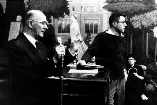 http://photoarchive.lib.uchicago.edu/db.xqy?keywords=bernie+sanders